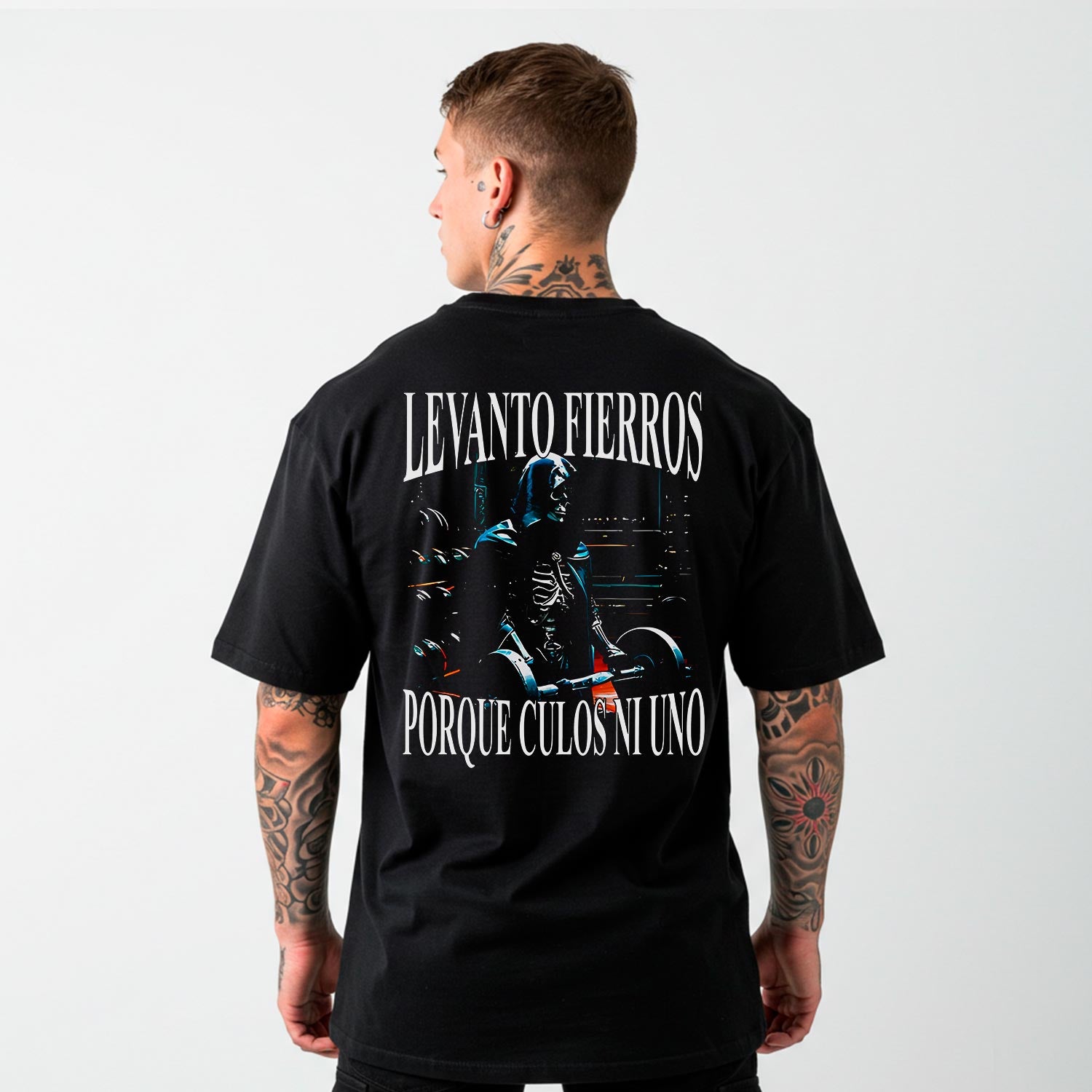 LEVANTO FIERROS POR QUE CULOS NI UNO