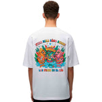 PERO MIRA CÓMO BEBEN LOS PECES EN EL RÍO.